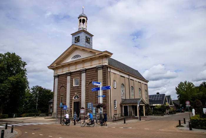 Openstelling Dorpskerk en zomerzangavond