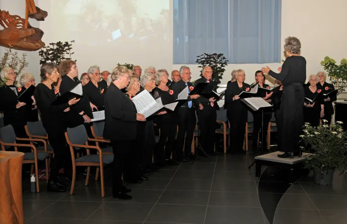 Koor Ons Genoegen neemt feestelijk afscheid tijdens 95-jarig jubileumconcert