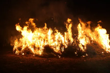 Paasvuur: een vlammende traditie