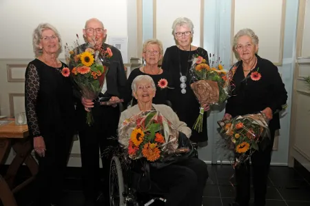 Koor Ons Genoegen neemt feestelijk afscheid tijdens 95-jarig jubileumconcert
