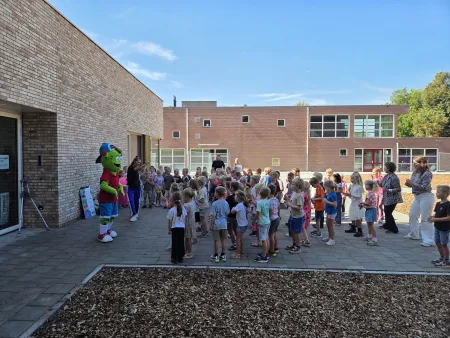 Sjors Sportief & Creatief feestelijk van start in Laren 